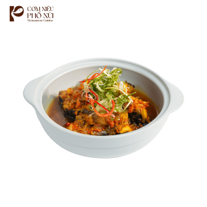 Cá Tầm Kho Nghệ Tươi Với Riềng