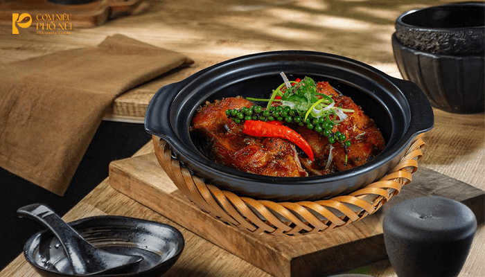 cá bông lau kho tộ