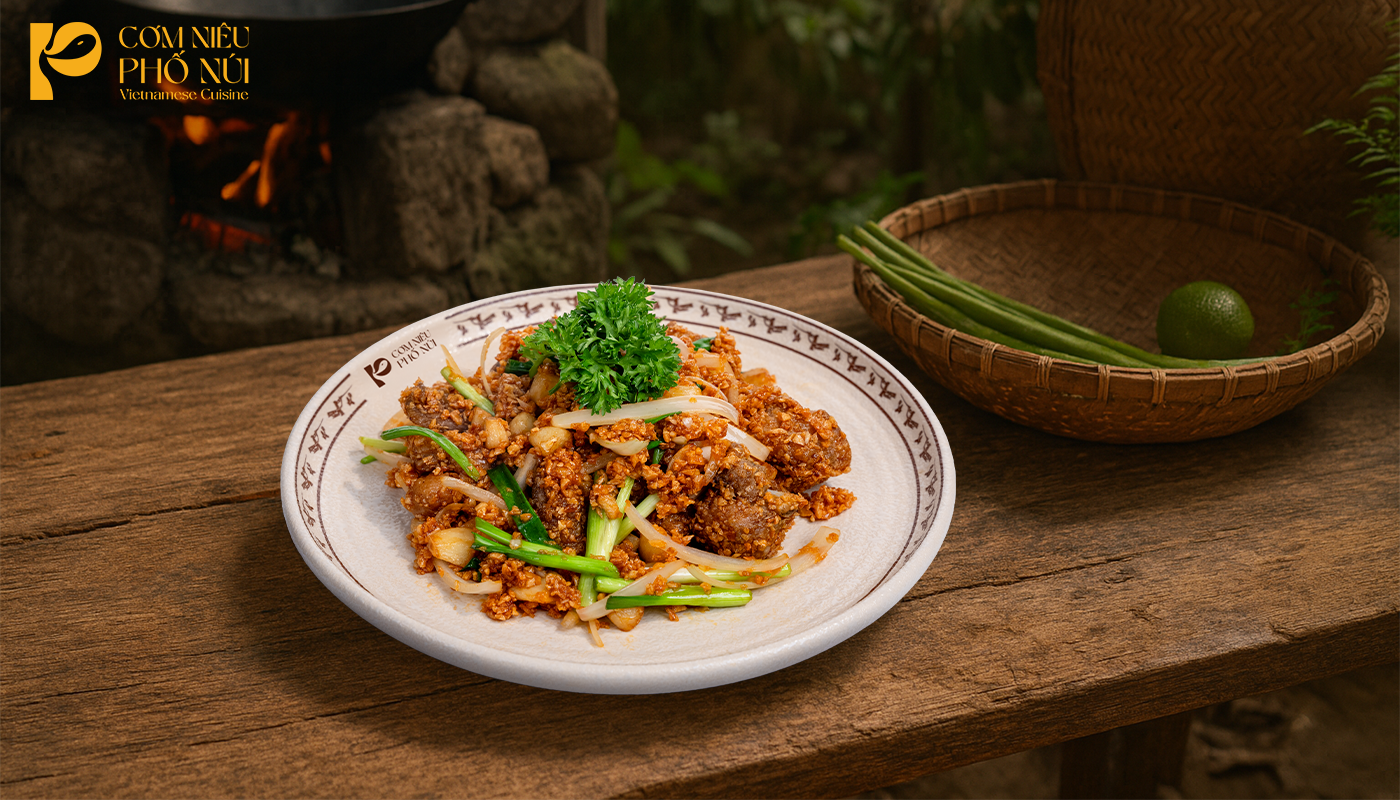 Bí quyết chọn nguyên liệu cho món sườn cháy tỏi Lý Sơn