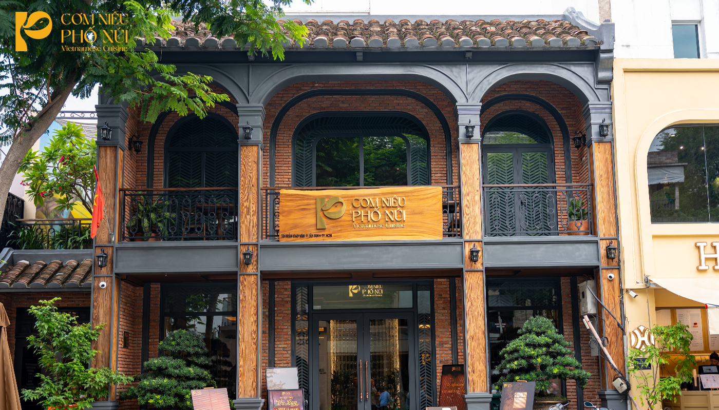 Thưởng thức sườn cháy tỏi Lý Sơn ở đâu